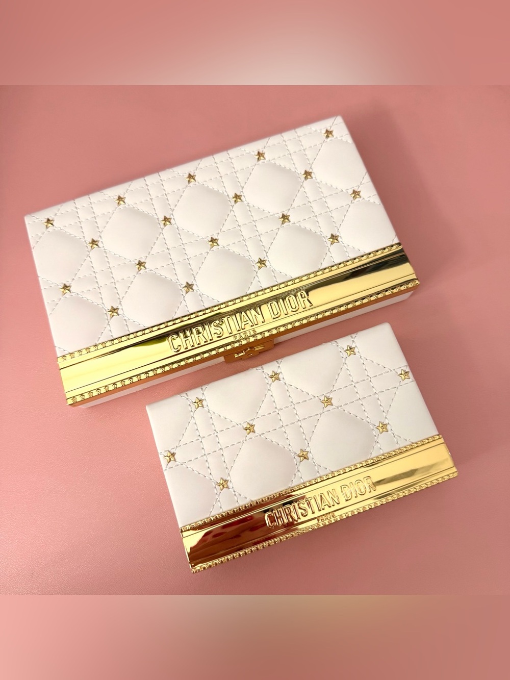 Dior Limited Edition Palette | 2025 Holiday Face and Eyeshadow Palettes - Picture 2 of 13